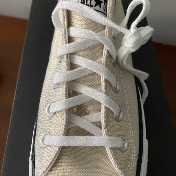 Women's Converse Chuck Taylor All Star Lift Shine Sneakers - Picture 2 of 10